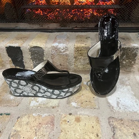 Coach Wedges - Picture 2 of 2